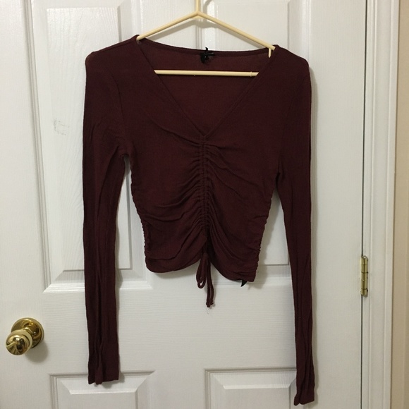 Urban Outfitters Sweaters - ⭐️2/$20 Urban Outfitters Maroon Sweater